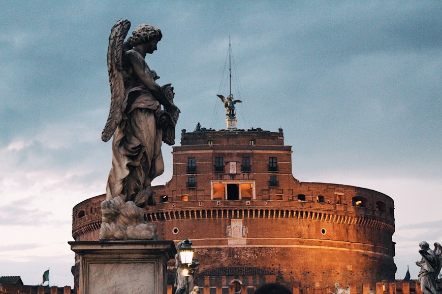 Lugares Sant'Angelo Romano