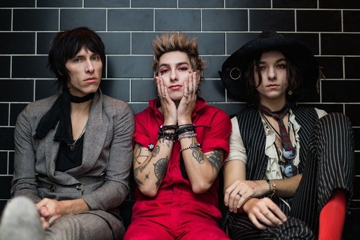 palaye royale