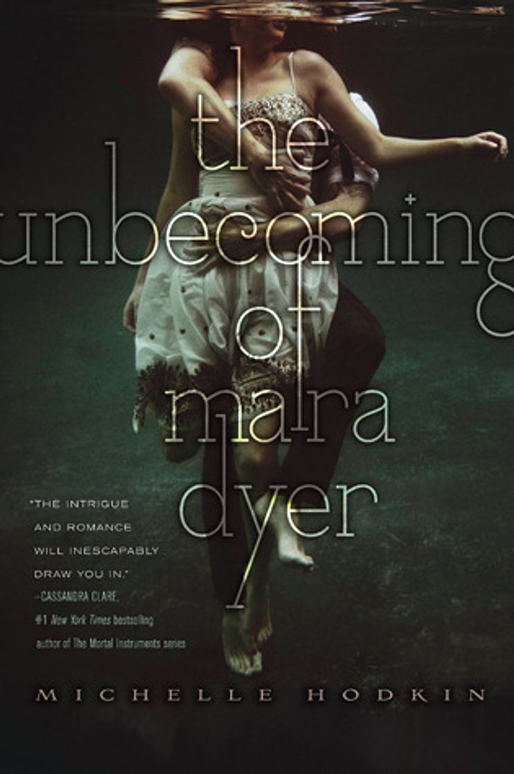 Book The Unbecoming of Mara Dyer