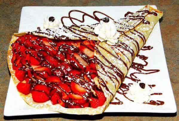 Moda Crepes com morangos