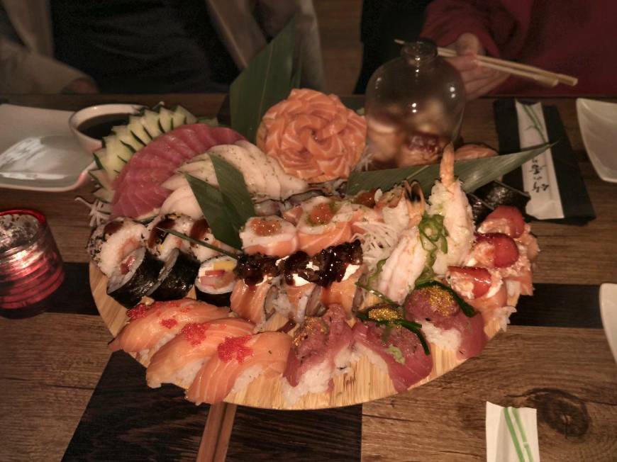 Restaurante Mr.Binho Sushi Restaurante