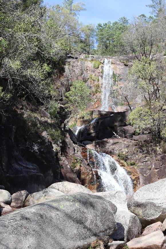 Place Cascata de Várzeas