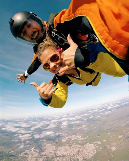 Skydive Vertical - Centro de Paraquedismo Aerodromo de Évora