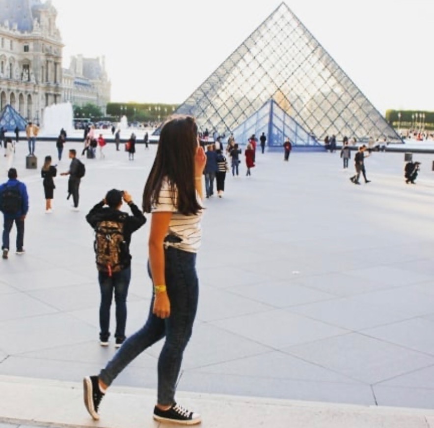 Lugar Museo del Louvre