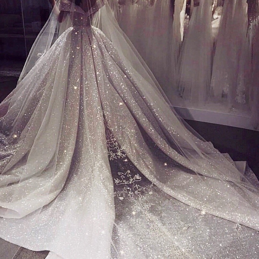 Fashion Sparkly wedding dress 