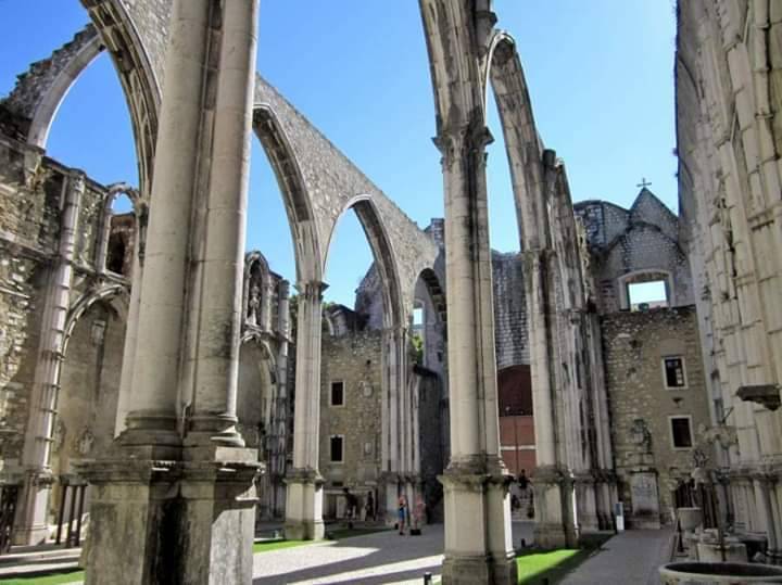 Lugar Convento do Carmo