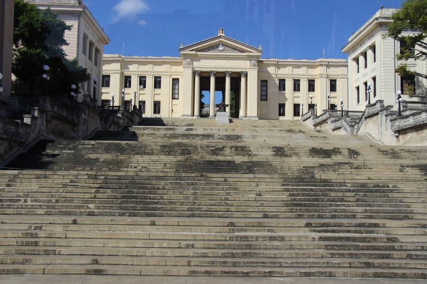 Place Universidad de la Habana