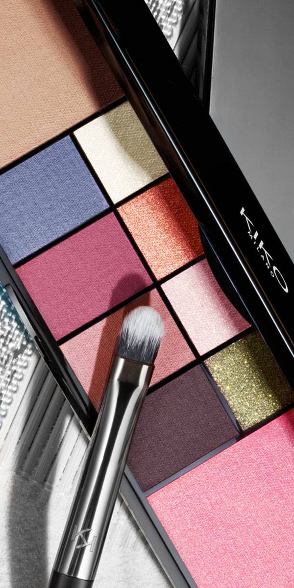 Products Smart Cult Eyeshadow Palette