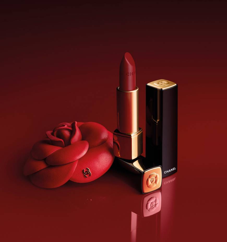 Fashion rouge allure camélia
the camellia sets the tone