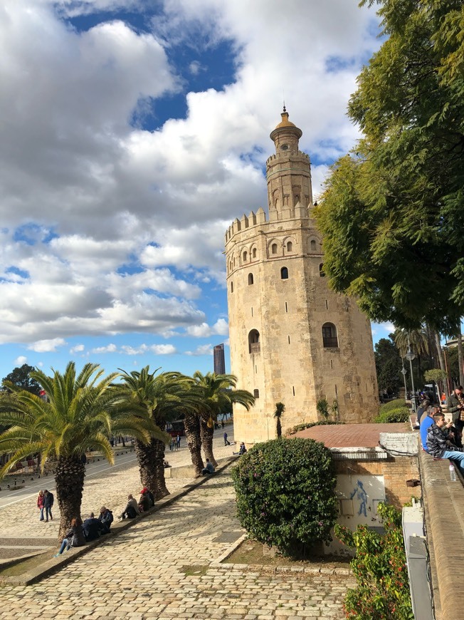 Place Torre del Oro