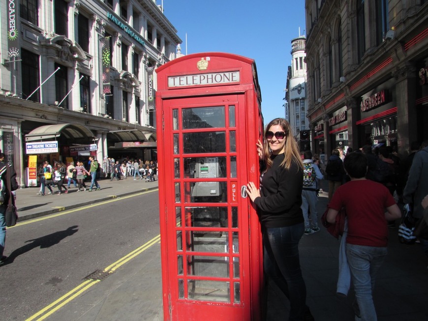 Lugar Piccadilly Circus