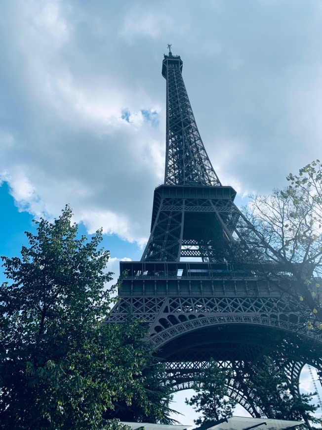 Place Torre Eiffel