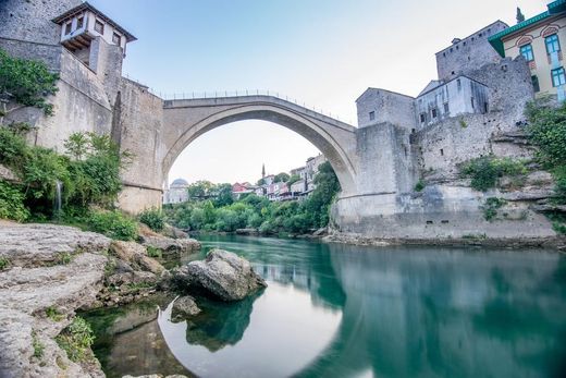 Ponte Velha do Centro Histórico de Mostar