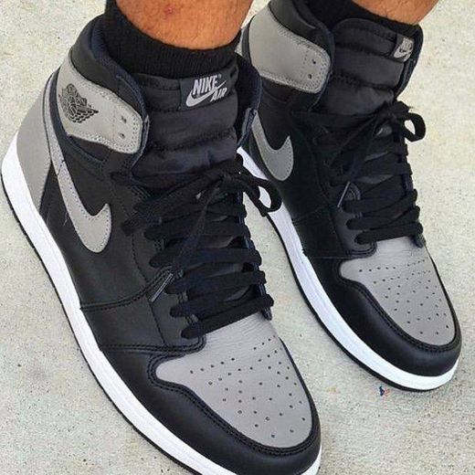 Nike Air Jordan 1 Retro High OG, Zapatillas de Gimnasia para Hombre,