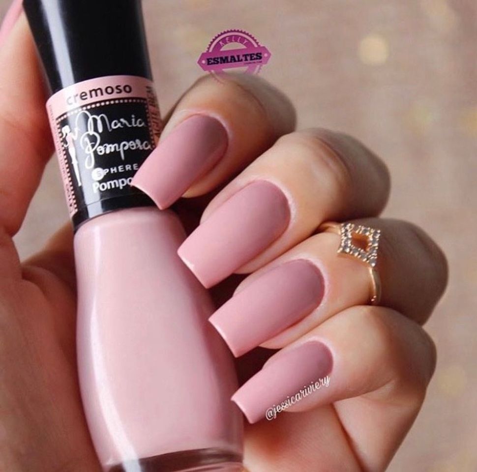 Social Nails