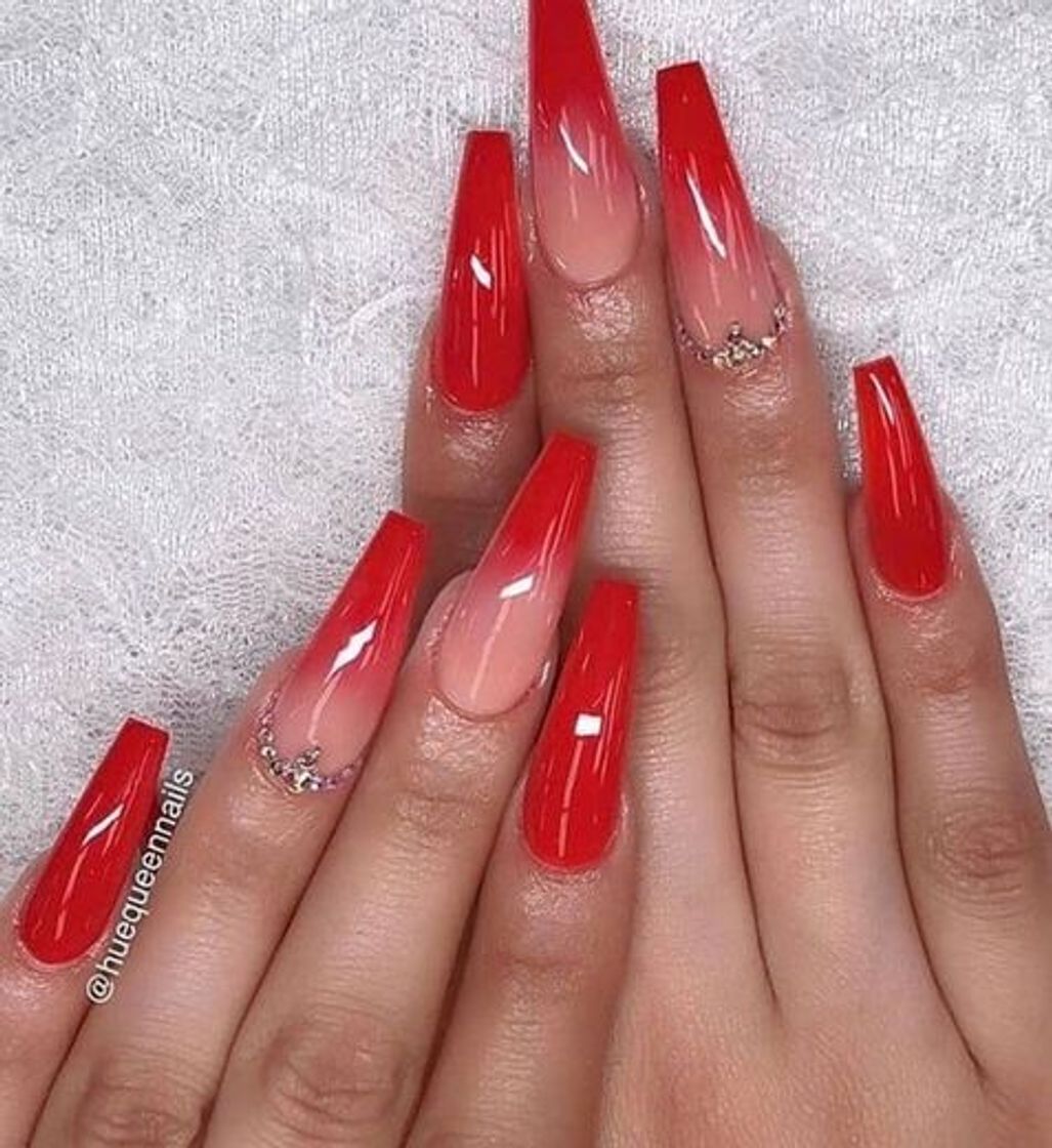 Moda Ombre Nails