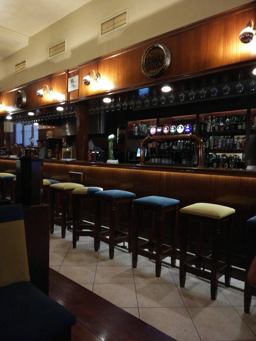 Sherlock Cafe 