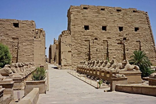 Place Karnak Temples