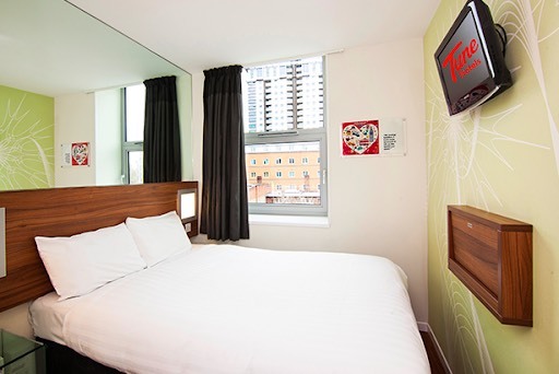 Lugar Tune Hotel London