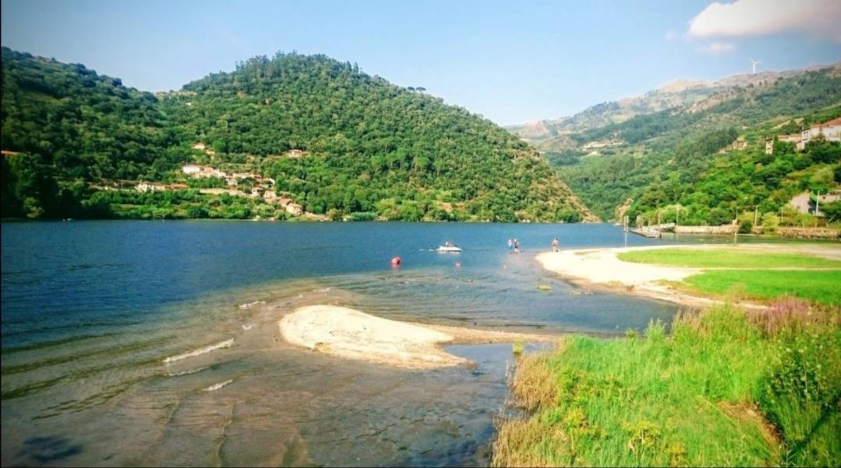 Lugares Praia Fluvial de Porto de Rei, Resende