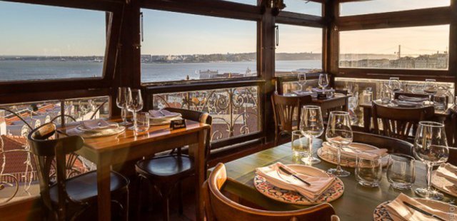 Restaurants Chapitô à mesa