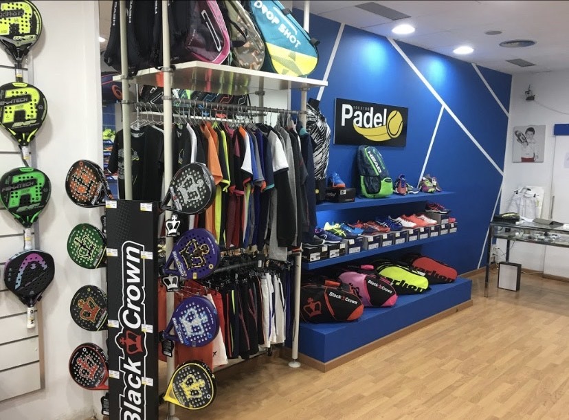 Lugares Tienda de padel situada en Granollers y tienda on-Line 