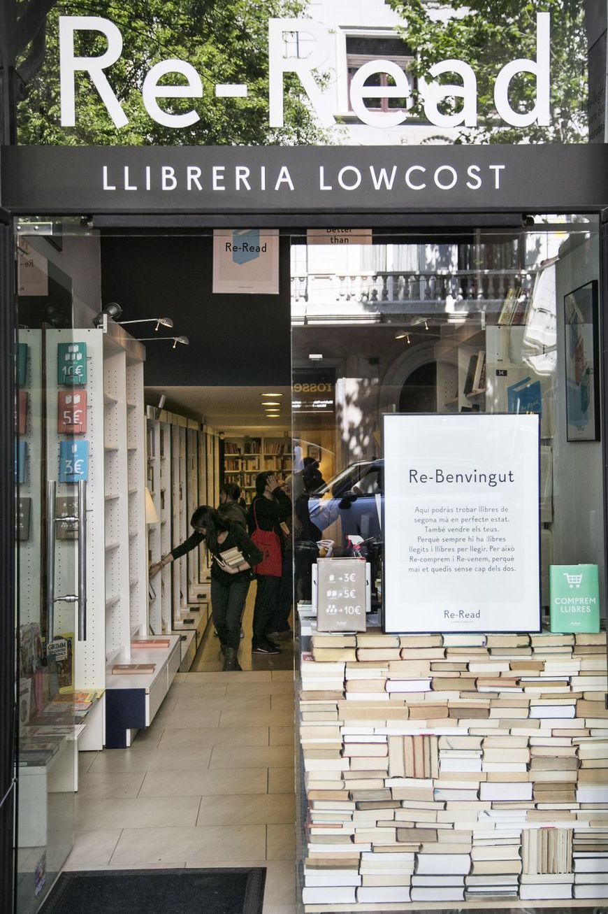 Place Re-Read Librería Lowcost - Muntaner Barcelona