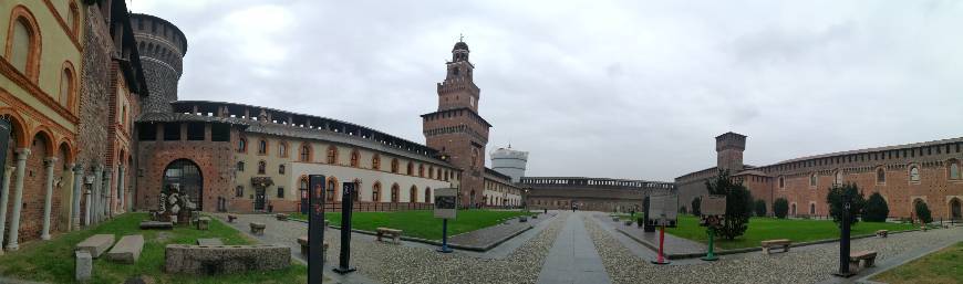 Place Castillo Sforzesco