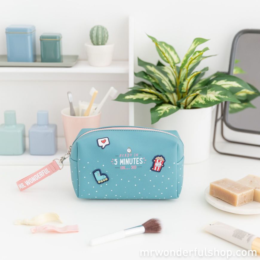 Social Nécessaire - Ready in 5 minutes (ok...30)