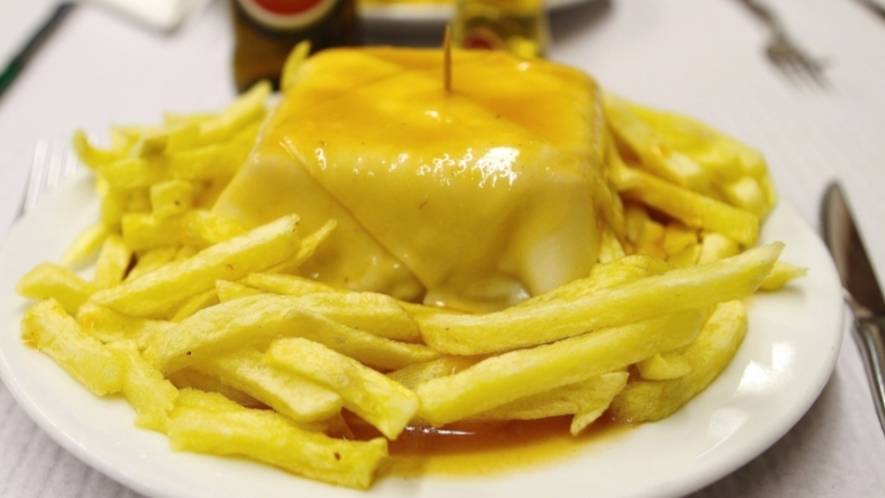 Moda Francesinha (Portuguese Sandwich) - YouTube