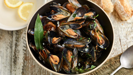 Moules & Gin