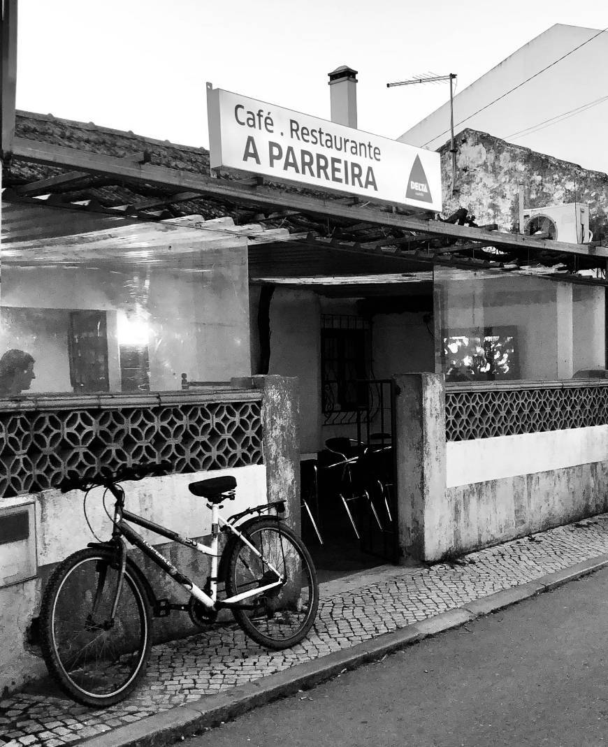 Restaurantes Café - Restaurante A Parreira