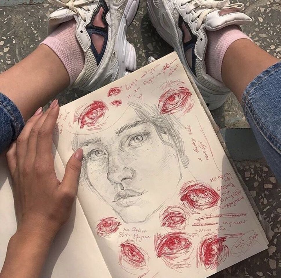 Fashion desenhos com tons de vermelho