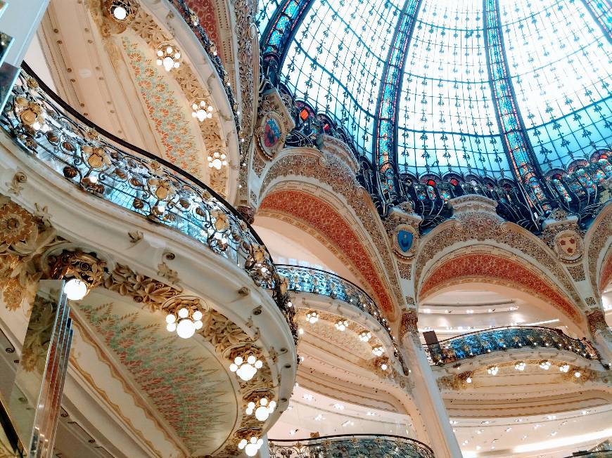 Lugar Galeries Lafayette Haussmann