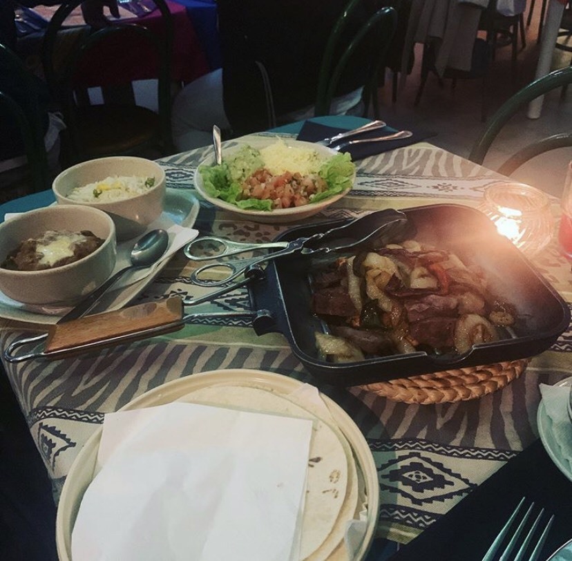 Restaurantes Rosas Cantina