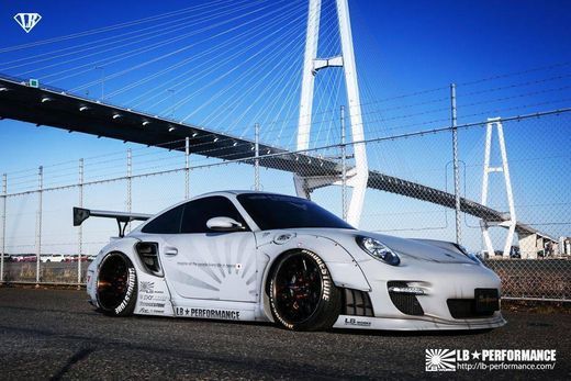 Moda Porsche 997 LB Works