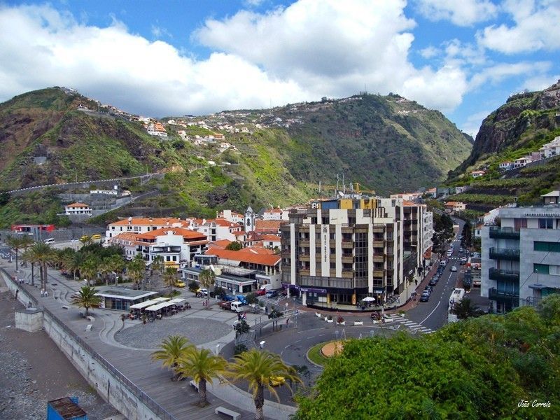 Place Ribeira Brava