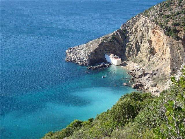 Lugar Praia da Mijona