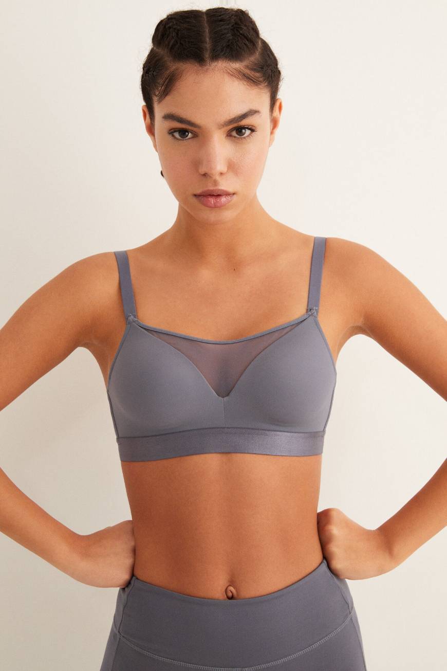 Social 
Top desportivo detalhe tule


