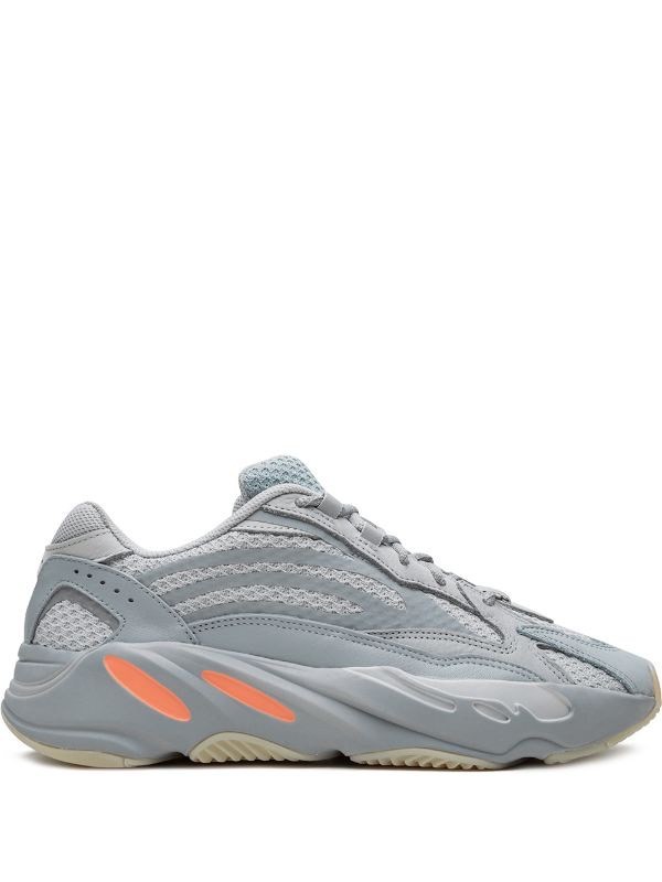 Moda Yeezy boost 700