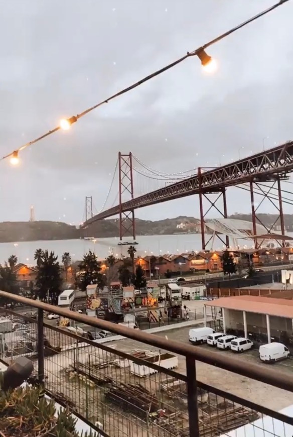 Restaurants Rio Maravilha - Sala de Convívio LXFactory