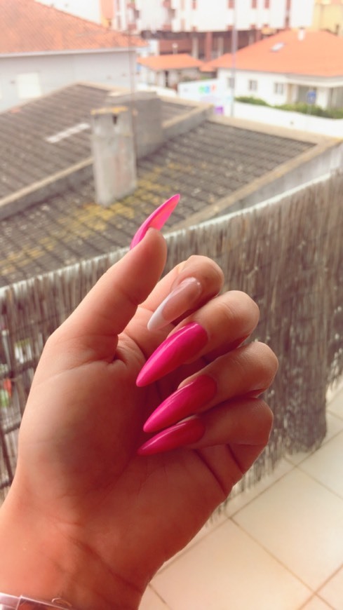 Fashion Pink Nails