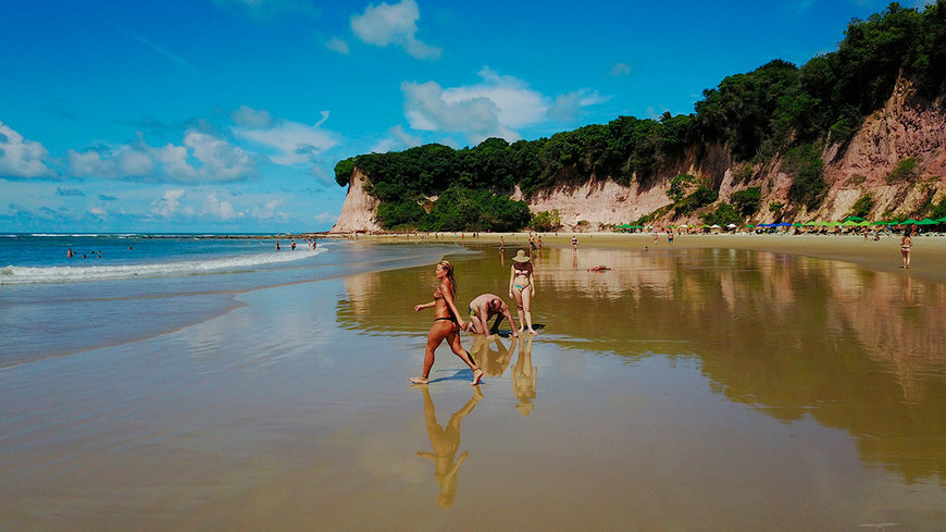 Places Baía dos Golfinhos