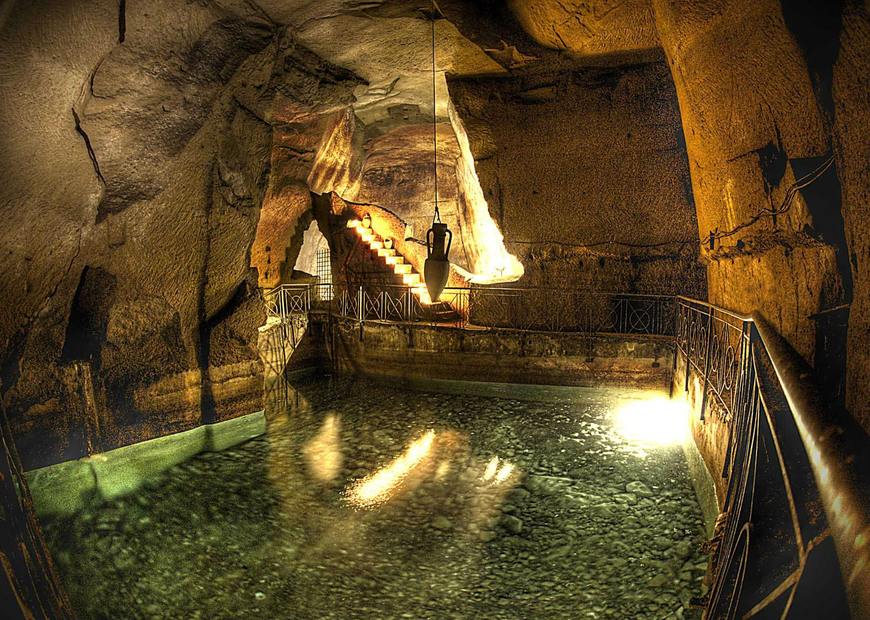 Naples Underground