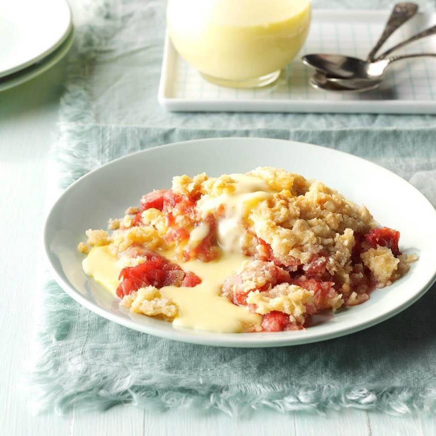 Fashion English Rhubarb Crumble