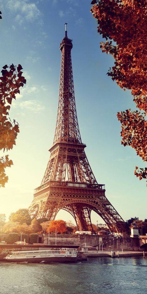 Place Torre Eiffel