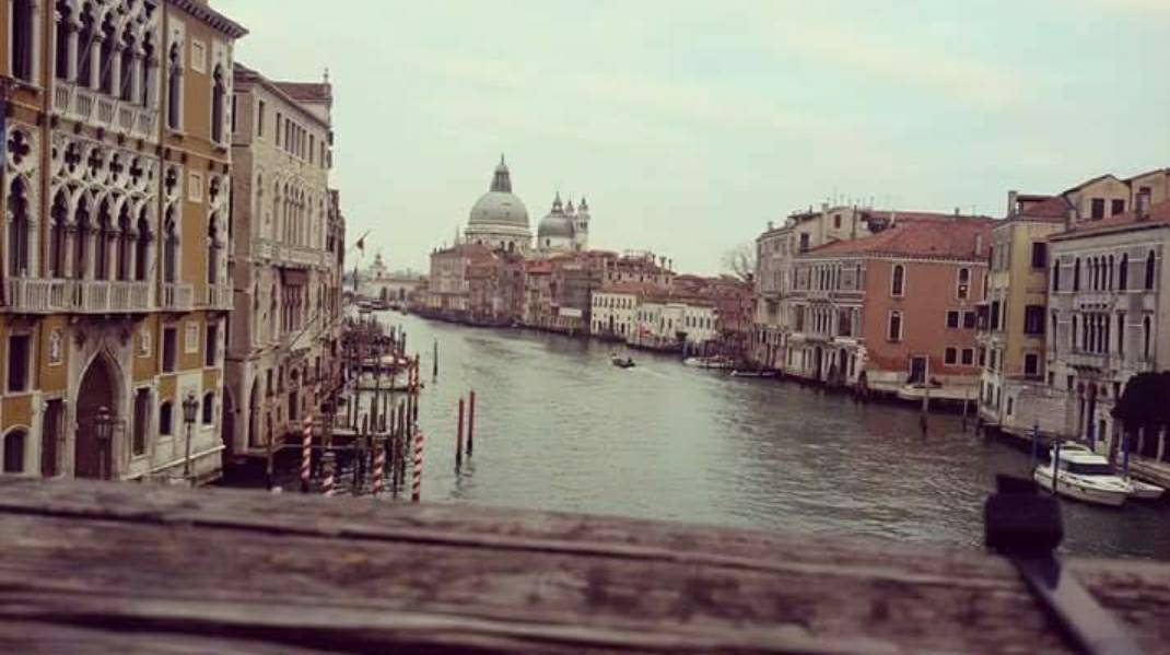 Place Venecia