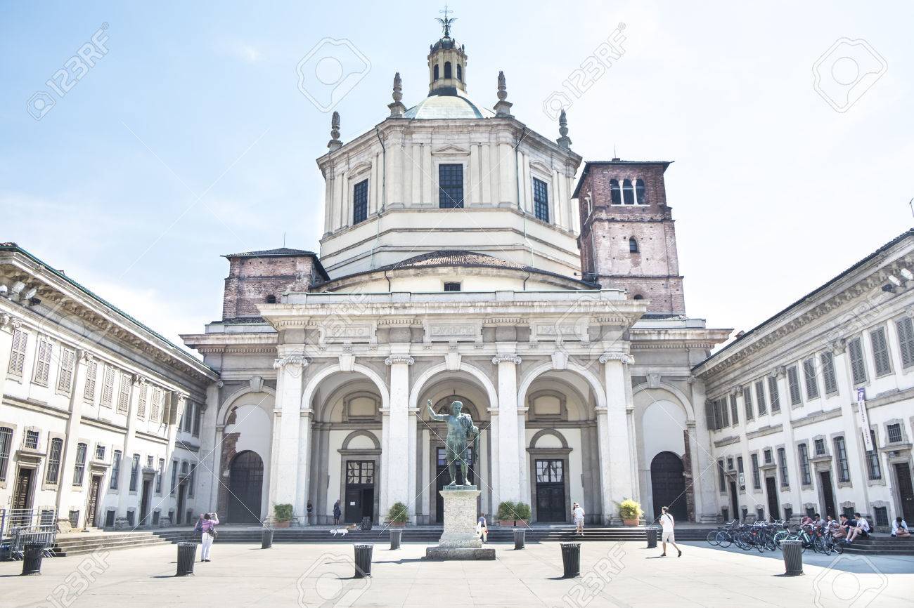 Place Basilica di San Lorenzo, Milano