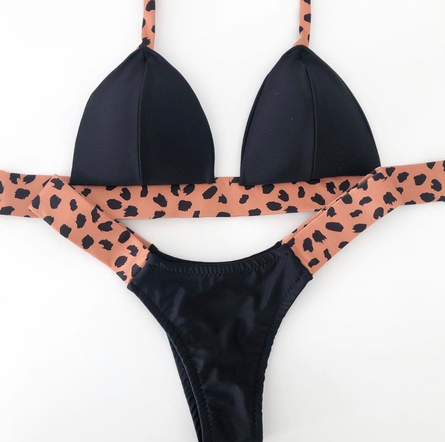 Bikini preto com bolas 