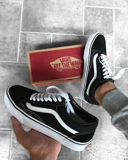 Vans preto